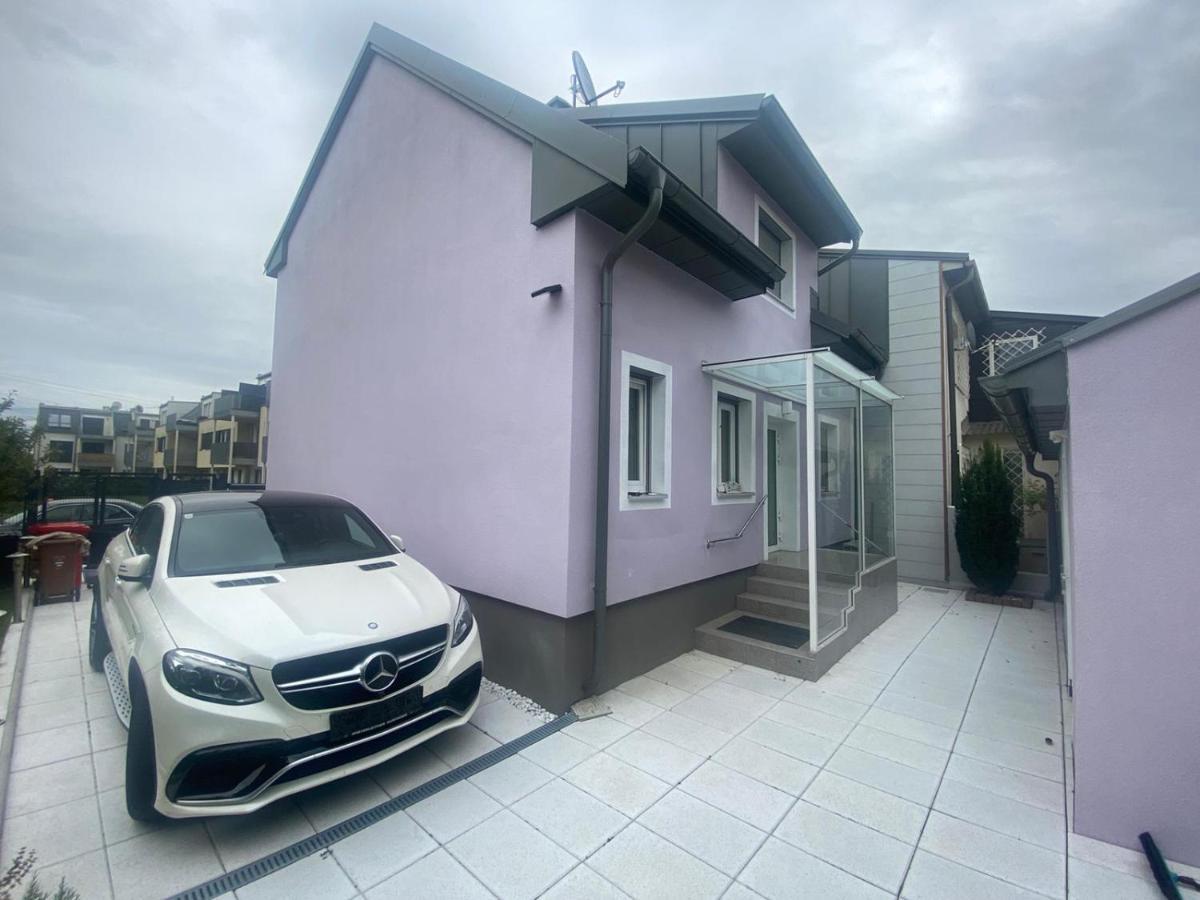 Appartamento Einfamillienhaus Rustenfeld Esterno foto